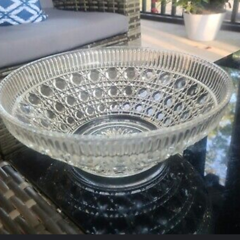 Vintage Indiana Windsor Clear Glass Bowl Cane and Button Pattern 10.5"